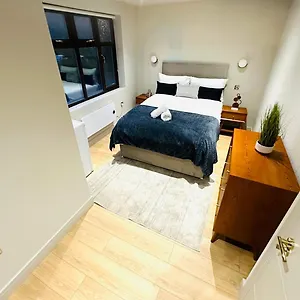 Luxury Flats, Convenient For Tourists , London United Kingdom