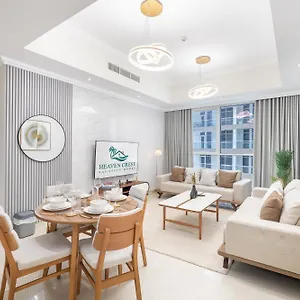 Heaven Crest Homes: Downtown Near Mall & Burj Khalifa , Dubai United Arab Emirates